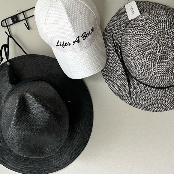 Set 3 Hat ‘Lifes A Beach’ Roxy Sonoma Black White Adjustable Woven Straw Summer - Picture 4 of 17